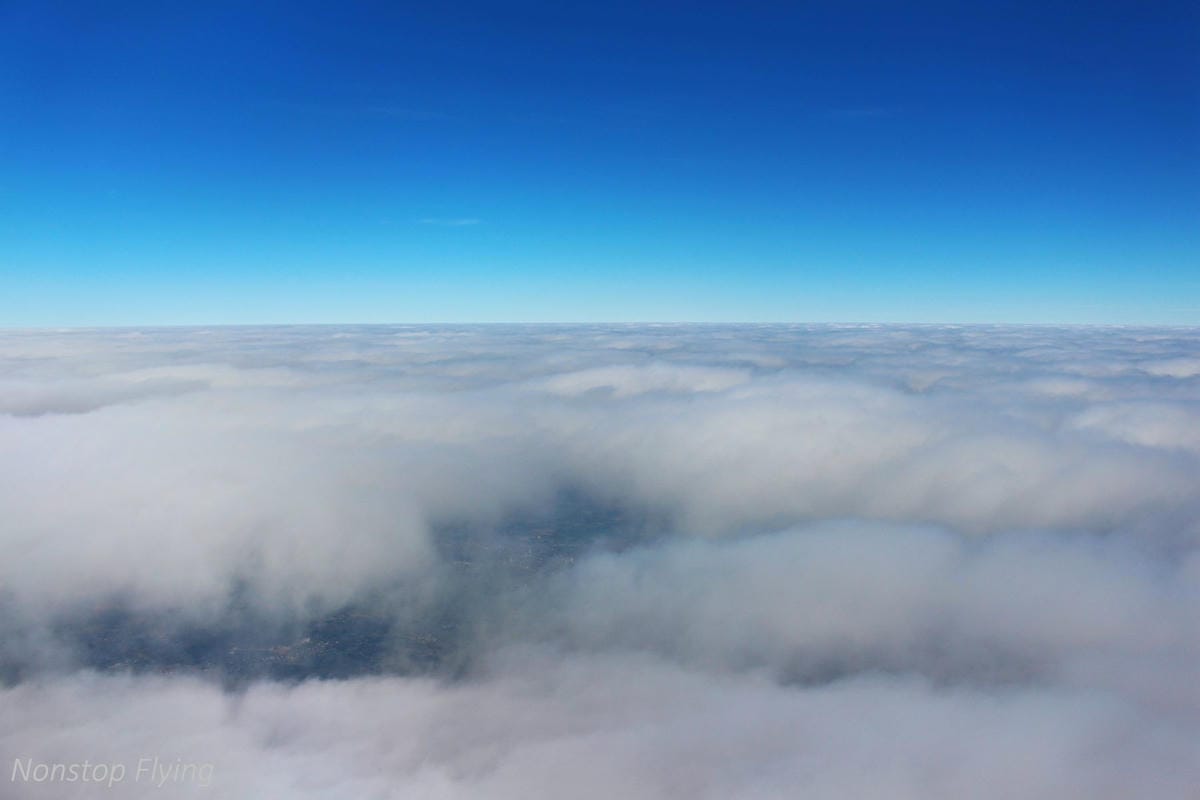 2017.12.16 越捷航空VietJet Air VJ942 河內-台北 SkyBoss飛行記錄 -附餐飲行李、專屬櫃檯、貴賓室、優先禮遇 - 第35張圖 2017.12.16 越捷航空VietJet Air VJ942 河內-台北 SkyBoss飛行記錄 -附餐飲行李、專屬櫃檯、貴賓室、優先禮遇