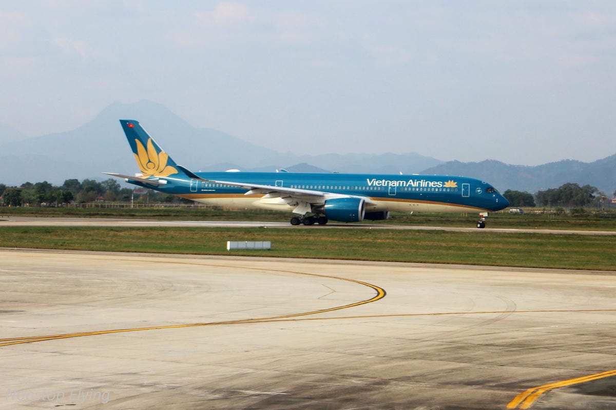 2017.12.16 越捷航空VietJet Air VJ942 河內-台北 SkyBoss飛行記錄 -附餐飲行李、專屬櫃檯、貴賓室、優先禮遇 - 第30張圖 2017.12.16 越捷航空VietJet Air VJ942 河內-台北 SkyBoss飛行記錄 -附餐飲行李、專屬櫃檯、貴賓室、優先禮遇