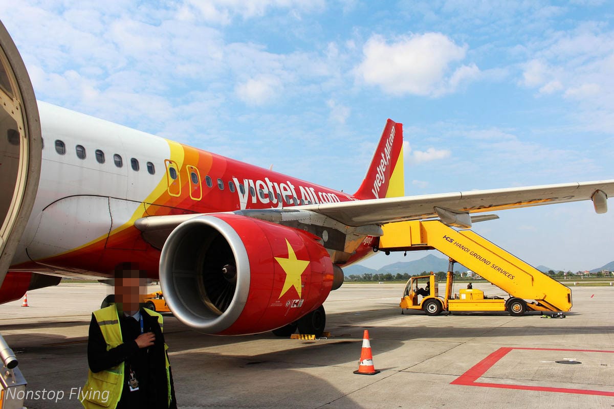 2017.12.16 越捷航空VietJet Air VJ942 河內-台北 SkyBoss飛行記錄 -附餐飲行李、專屬櫃檯、貴賓室、優先禮遇 - 第24張圖 2017.12.16 越捷航空VietJet Air VJ942 河內-台北 SkyBoss飛行記錄 -附餐飲行李、專屬櫃檯、貴賓室、優先禮遇