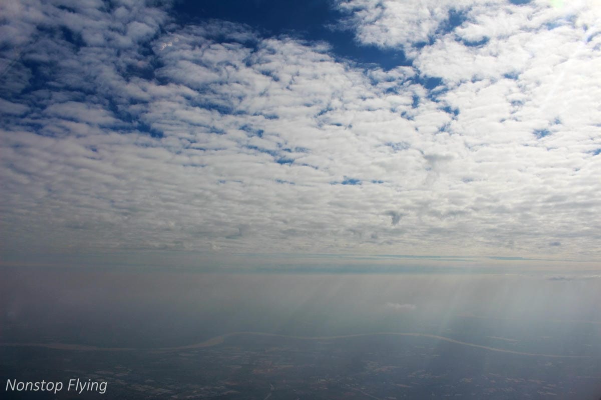 2017.12.16 越捷航空VietJet Air VJ942 河內-台北 SkyBoss飛行記錄 -附餐飲行李、專屬櫃檯、貴賓室、優先禮遇 - 第33張圖 2017.12.16 越捷航空VietJet Air VJ942 河內-台北 SkyBoss飛行記錄 -附餐飲行李、專屬櫃檯、貴賓室、優先禮遇