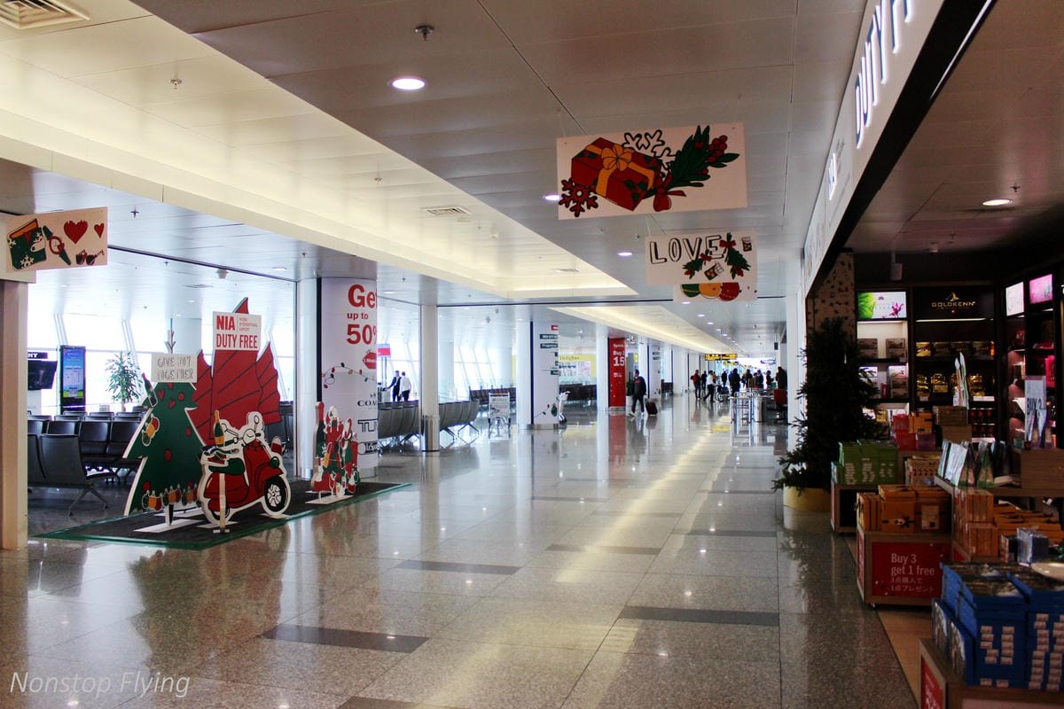 2017.12.16 越捷航空VietJet Air VJ942 河內-台北 SkyBoss飛行記錄 -附餐飲行李、專屬櫃檯、貴賓室、優先禮遇 - 第19張圖 2017.12.16 越捷航空VietJet Air VJ942 河內-台北 SkyBoss飛行記錄 -附餐飲行李、專屬櫃檯、貴賓室、優先禮遇