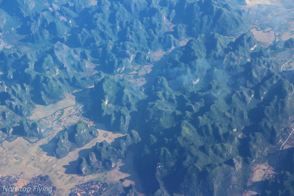 2017.12.16 越捷航空VietJet Air VJ942 河內-台北 SkyBoss飛行記錄 -附餐飲行李、專屬櫃檯、貴賓室、優先禮遇 - 第41張圖 2017.12.16 越捷航空VietJet Air VJ942 河內-台北 SkyBoss飛行記錄 -附餐飲行李、專屬櫃檯、貴賓室、優先禮遇