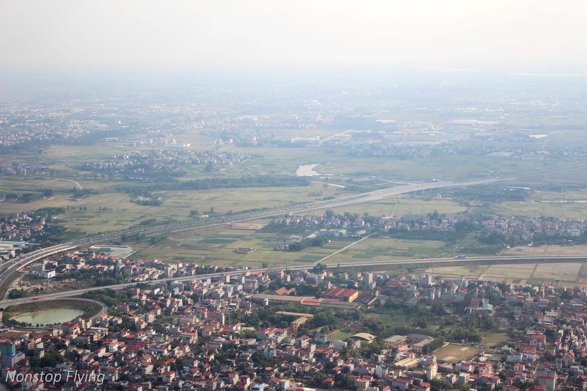 2017.12.16 越捷航空VietJet Air VJ942 河內-台北 SkyBoss飛行記錄 -附餐飲行李、專屬櫃檯、貴賓室、優先禮遇 - 第32張圖 2017.12.16 越捷航空VietJet Air VJ942 河內-台北 SkyBoss飛行記錄 -附餐飲行李、專屬櫃檯、貴賓室、優先禮遇