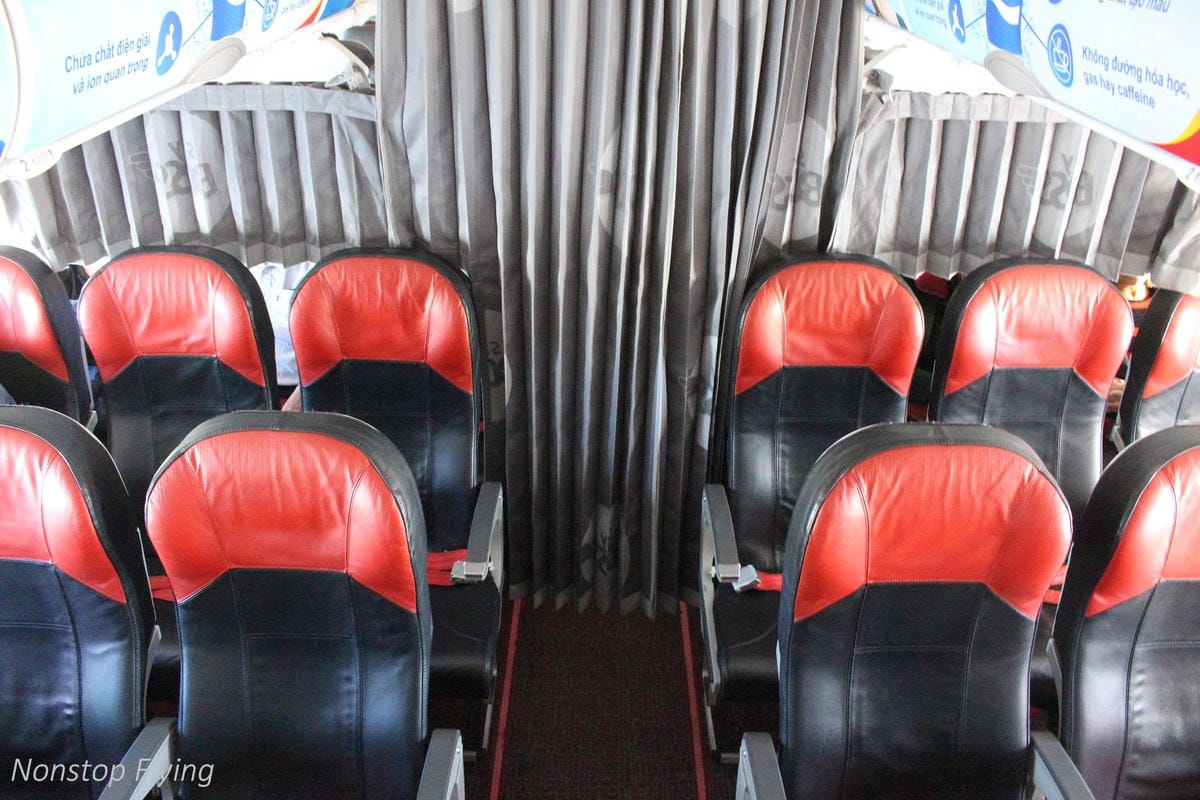 2017.12.16 越捷航空VietJet Air VJ942 河內-台北 SkyBoss飛行記錄 -附餐飲行李、專屬櫃檯、貴賓室、優先禮遇 - 第37張圖 2017.12.16 越捷航空VietJet Air VJ942 河內-台北 SkyBoss飛行記錄 -附餐飲行李、專屬櫃檯、貴賓室、優先禮遇