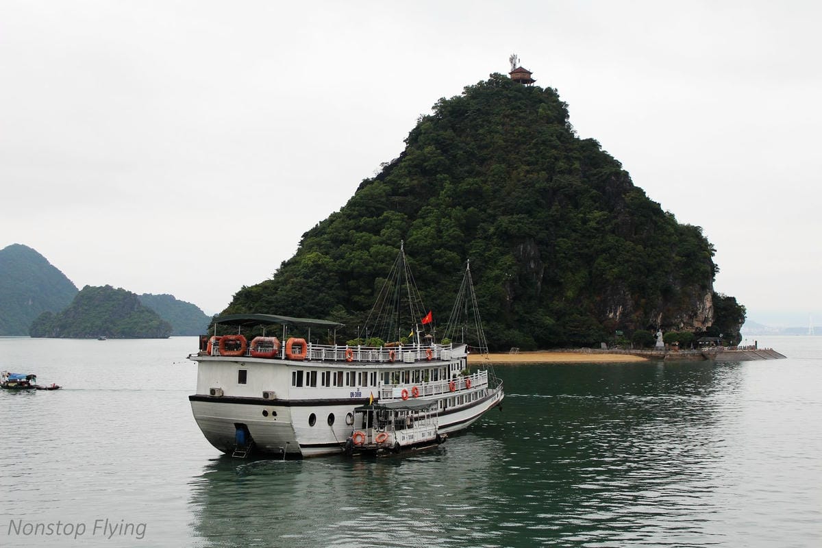 【越南】下龍灣Paradise Luxury Cruise頂級天堂華儷號郵輪兩天一夜 – 豪華陽台房、高級餐點、豐富節目、登島體驗 - 第68張圖 【越南】下龍灣Paradise Luxury Cruise頂級天堂華儷號郵輪兩天一夜 – 豪華陽台房、高級餐點、豐富節目、登島體驗