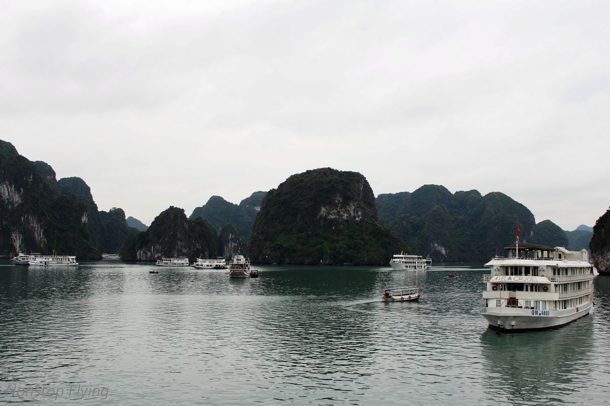 【越南】下龍灣Paradise Luxury Cruise頂級天堂華儷號郵輪兩天一夜 – 豪華陽台房、高級餐點、豐富節目、登島體驗 - 第69張圖 【越南】下龍灣Paradise Luxury Cruise頂級天堂華儷號郵輪兩天一夜 – 豪華陽台房、高級餐點、豐富節目、登島體驗