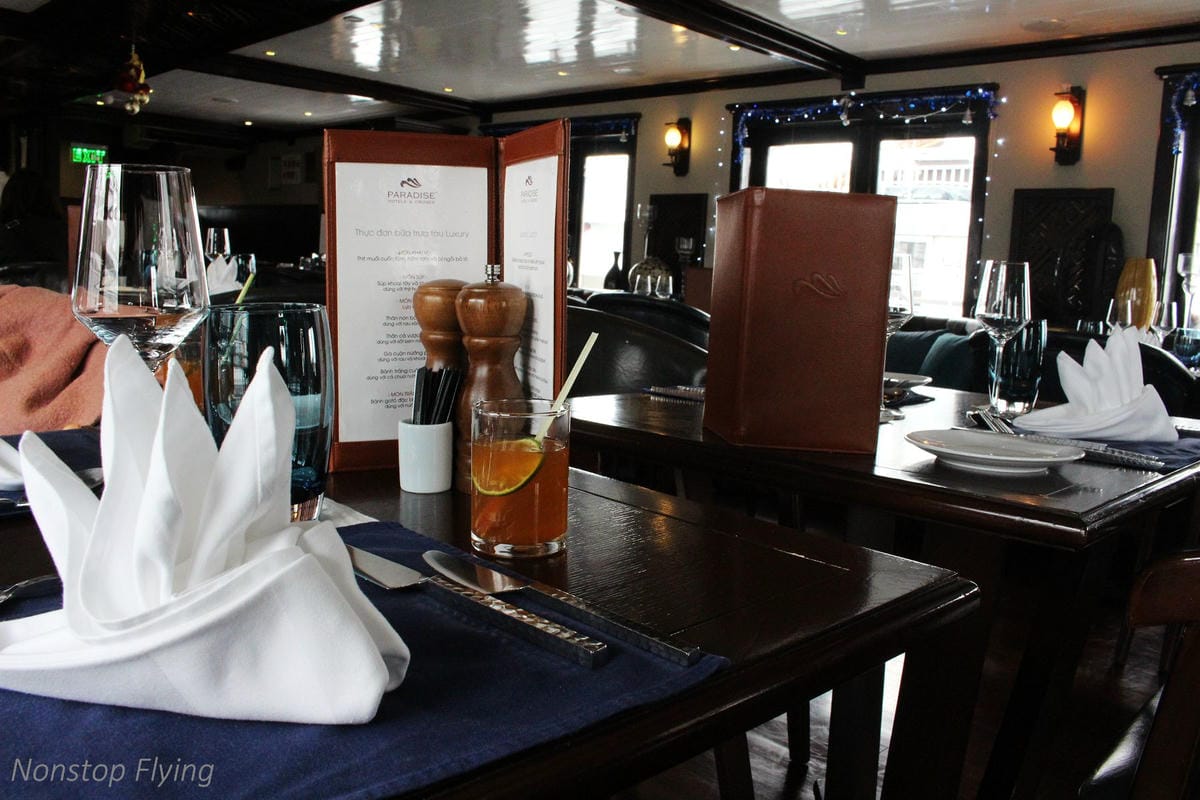 【越南】下龍灣Paradise Luxury Cruise頂級天堂華儷號郵輪兩天一夜 – 豪華陽台房、高級餐點、豐富節目、登島體驗 - 第17張圖 【越南】下龍灣Paradise Luxury Cruise頂級天堂華儷號郵輪兩天一夜 – 豪華陽台房、高級餐點、豐富節目、登島體驗