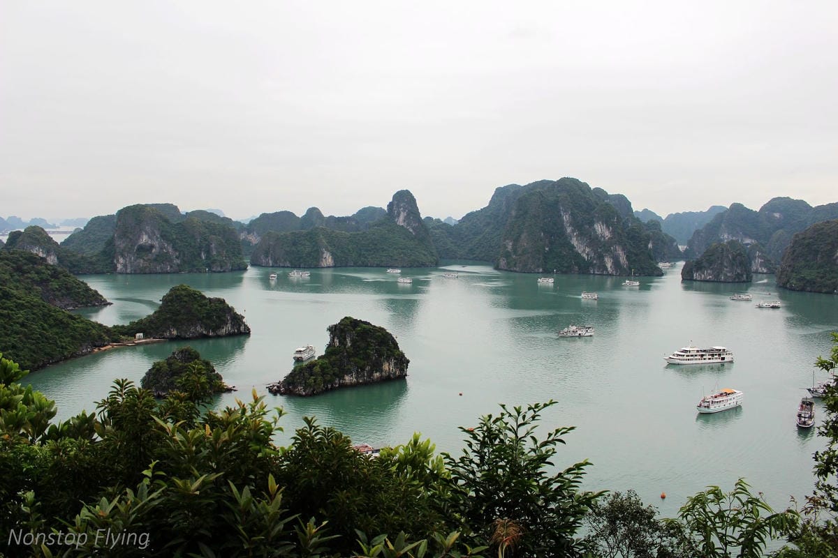 【越南】下龍灣Paradise Luxury Cruise頂級天堂華儷號郵輪兩天一夜 – 豪華陽台房、高級餐點、豐富節目、登島體驗 - 第79張圖 【越南】下龍灣Paradise Luxury Cruise頂級天堂華儷號郵輪兩天一夜 – 豪華陽台房、高級餐點、豐富節目、登島體驗