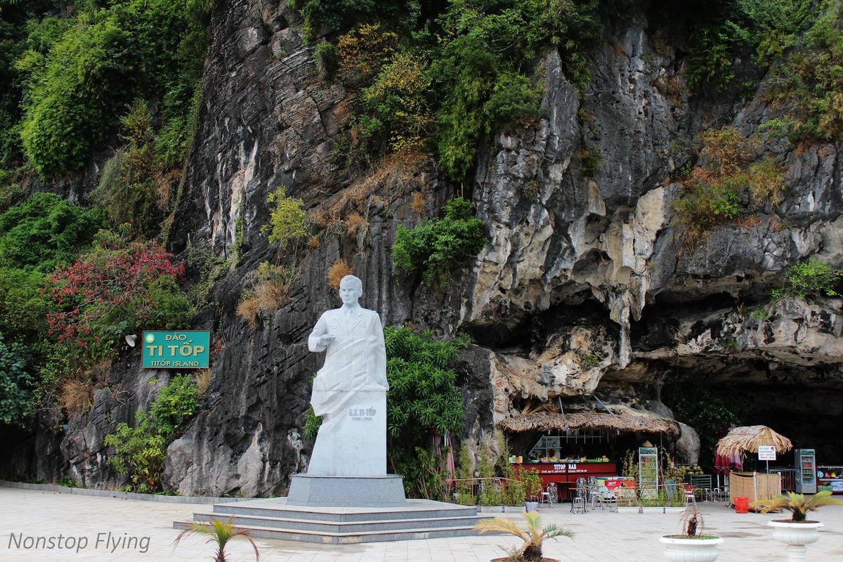 【越南】下龍灣Paradise Luxury Cruise頂級天堂華儷號郵輪兩天一夜 – 豪華陽台房、高級餐點、豐富節目、登島體驗 - 第75張圖 【越南】下龍灣Paradise Luxury Cruise頂級天堂華儷號郵輪兩天一夜 – 豪華陽台房、高級餐點、豐富節目、登島體驗