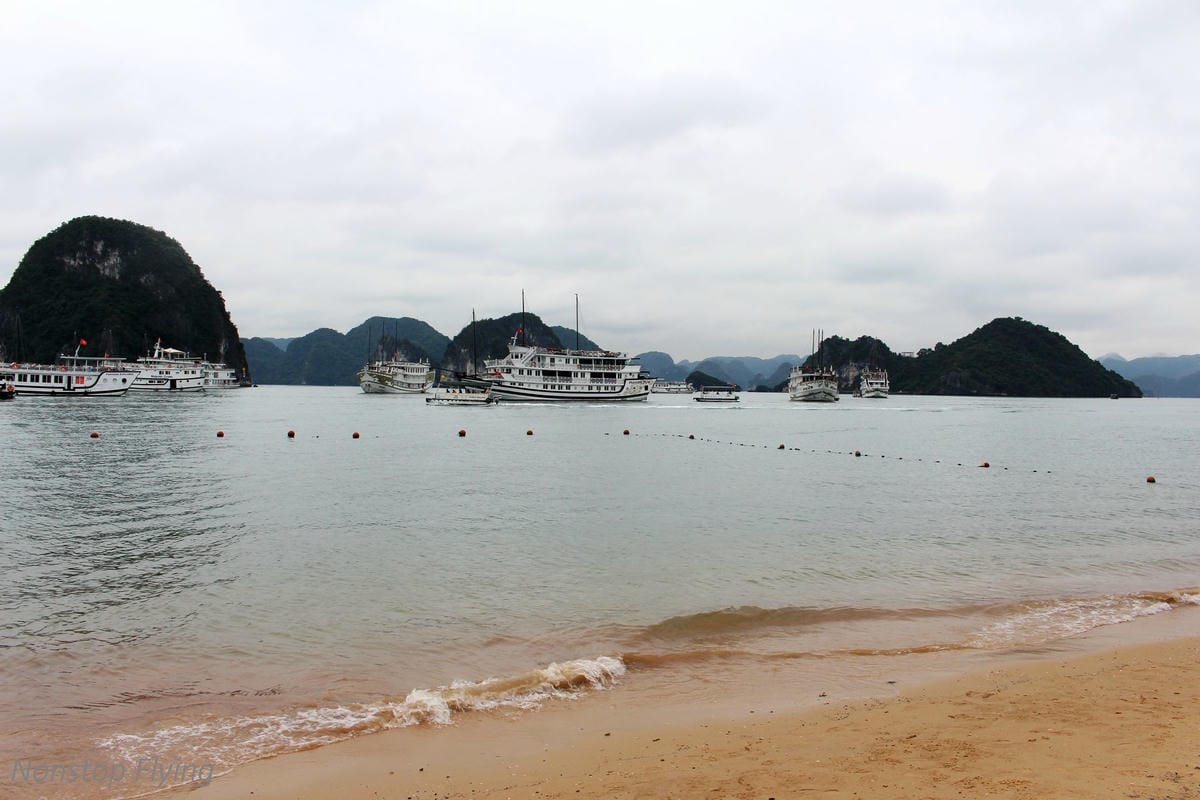 【越南】下龍灣Paradise Luxury Cruise頂級天堂華儷號郵輪兩天一夜 – 豪華陽台房、高級餐點、豐富節目、登島體驗 - 第83張圖 【越南】下龍灣Paradise Luxury Cruise頂級天堂華儷號郵輪兩天一夜 – 豪華陽台房、高級餐點、豐富節目、登島體驗