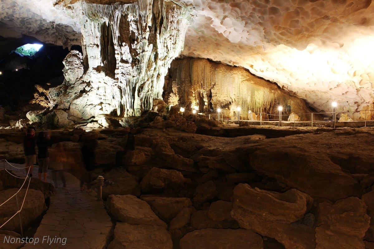 【越南】下龍灣Paradise Luxury Cruise頂級天堂華儷號郵輪兩天一夜 – 豪華陽台房、高級餐點、豐富節目、登島體驗 - 第54張圖 【越南】下龍灣Paradise Luxury Cruise頂級天堂華儷號郵輪兩天一夜 – 豪華陽台房、高級餐點、豐富節目、登島體驗