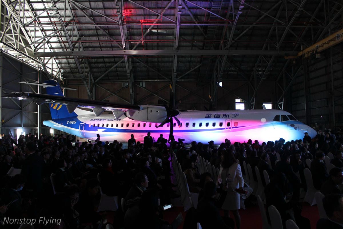 2018.01.11 華信航空 全新ATR 72-600機隊成立發表會 -含全機身、客艙內裝、駕駛艙分享