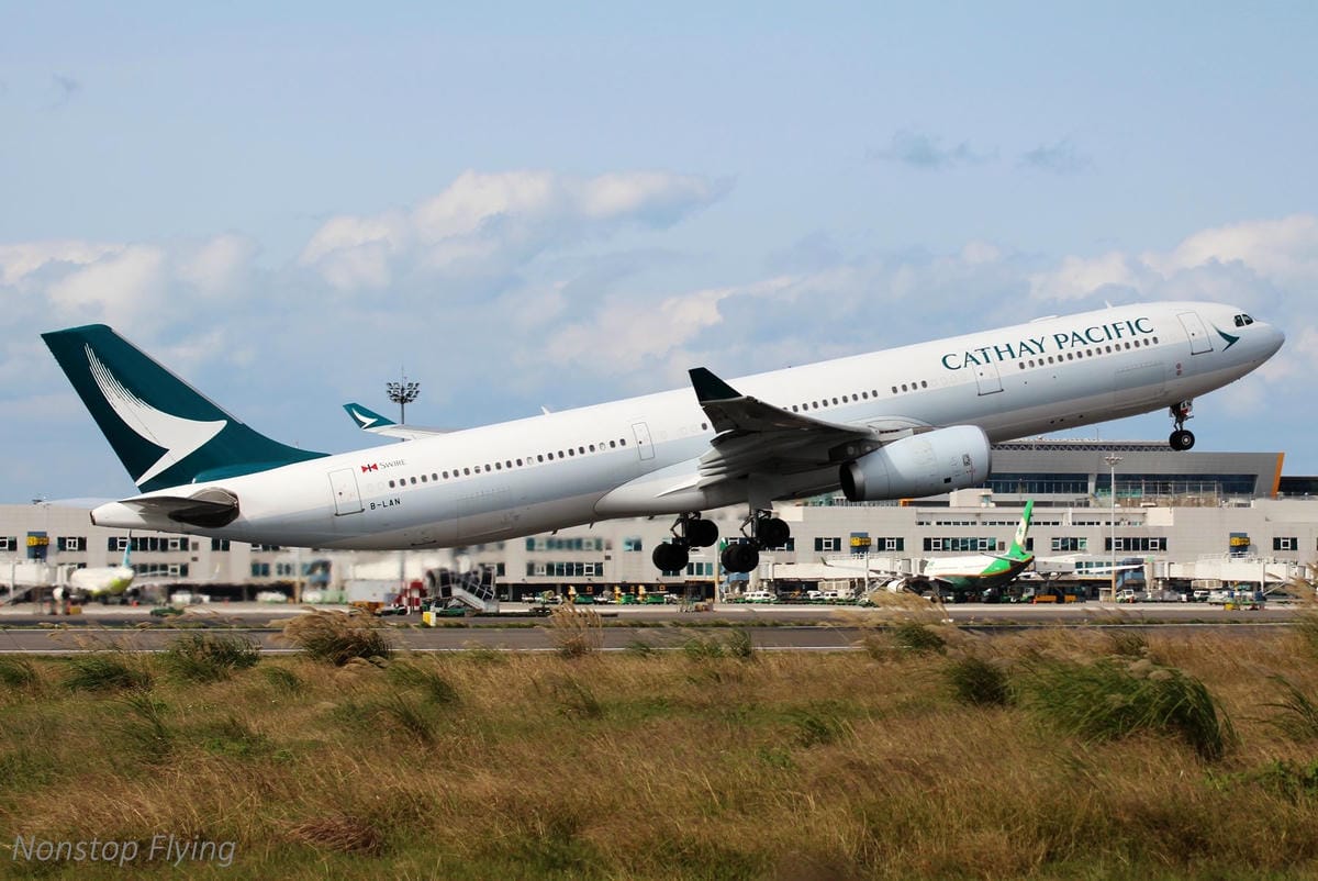 2018.01.13 桃園機場拍飛機記錄(聯絡道+看機機複合式餐廳) - 第73張圖 2018.01.13 桃園機場拍飛機記錄(聯絡道+看機機複合式餐廳)