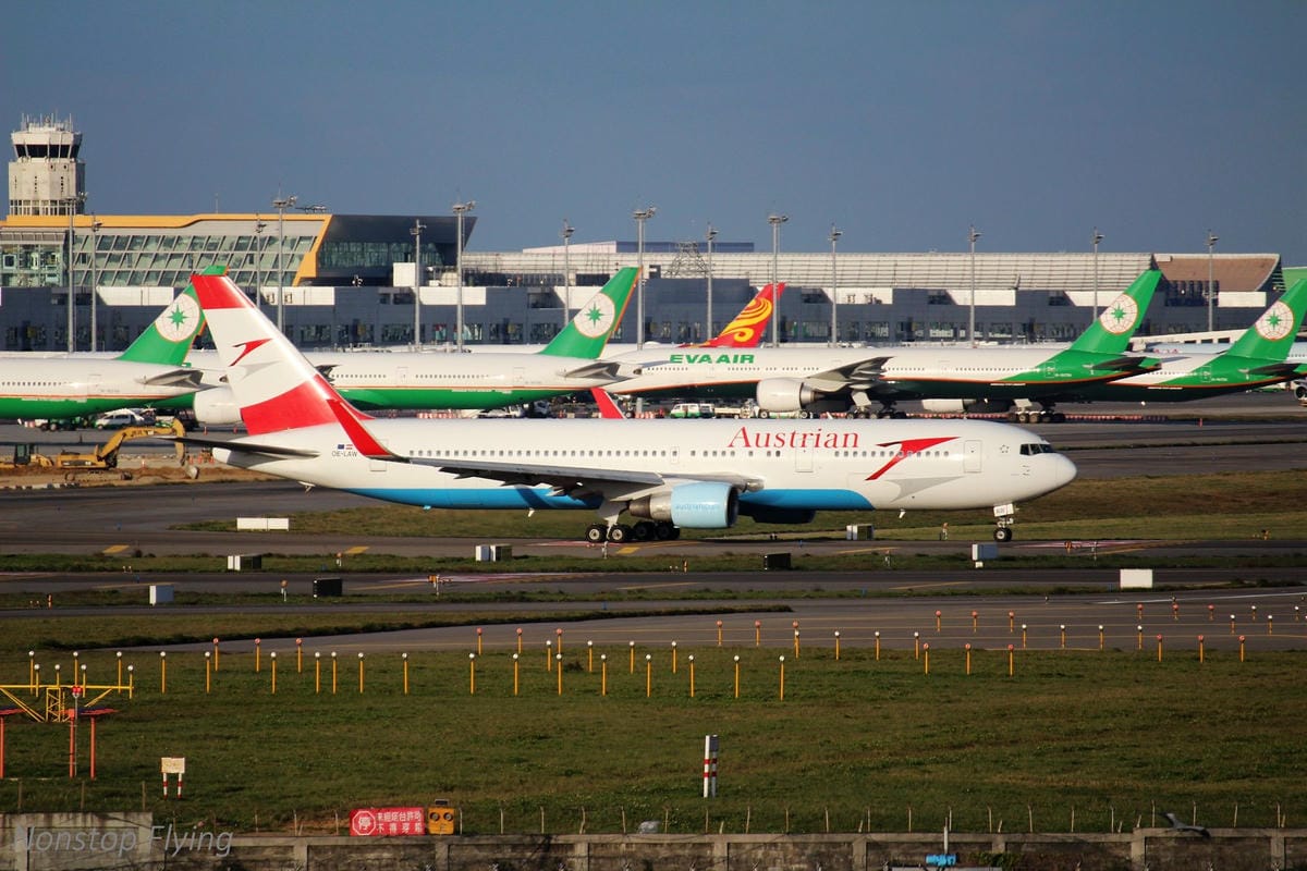 2018.01.13 桃園機場拍飛機記錄(聯絡道+看機機複合式餐廳) - 第122張圖 2018.01.13 桃園機場拍飛機記錄(聯絡道+看機機複合式餐廳)