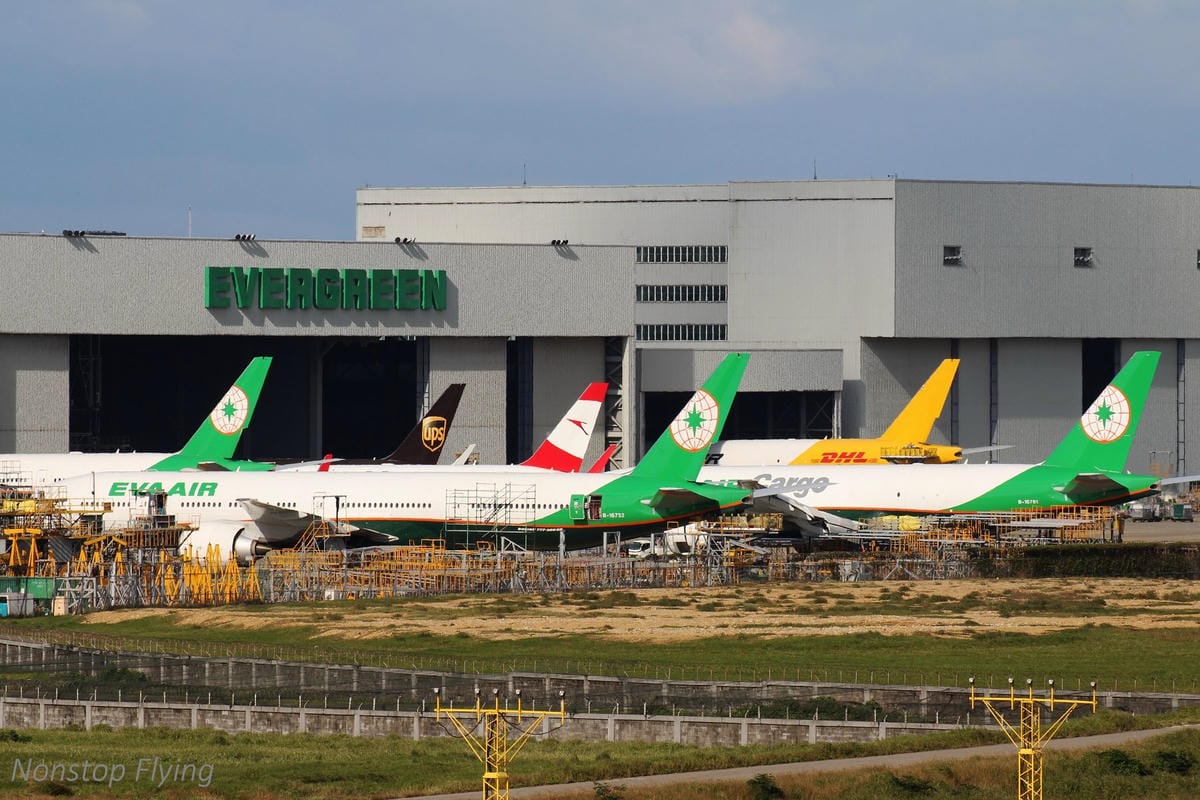 2018.01.13 桃園機場拍飛機記錄(聯絡道+看機機複合式餐廳) - 第92張圖 2018.01.13 桃園機場拍飛機記錄(聯絡道+看機機複合式餐廳)