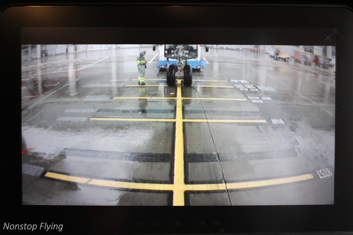 2018.03.08 國泰航空 CX759 香港-新加坡 A350-900飛行記錄 -國泰最新穎機型/完整經濟艙介紹