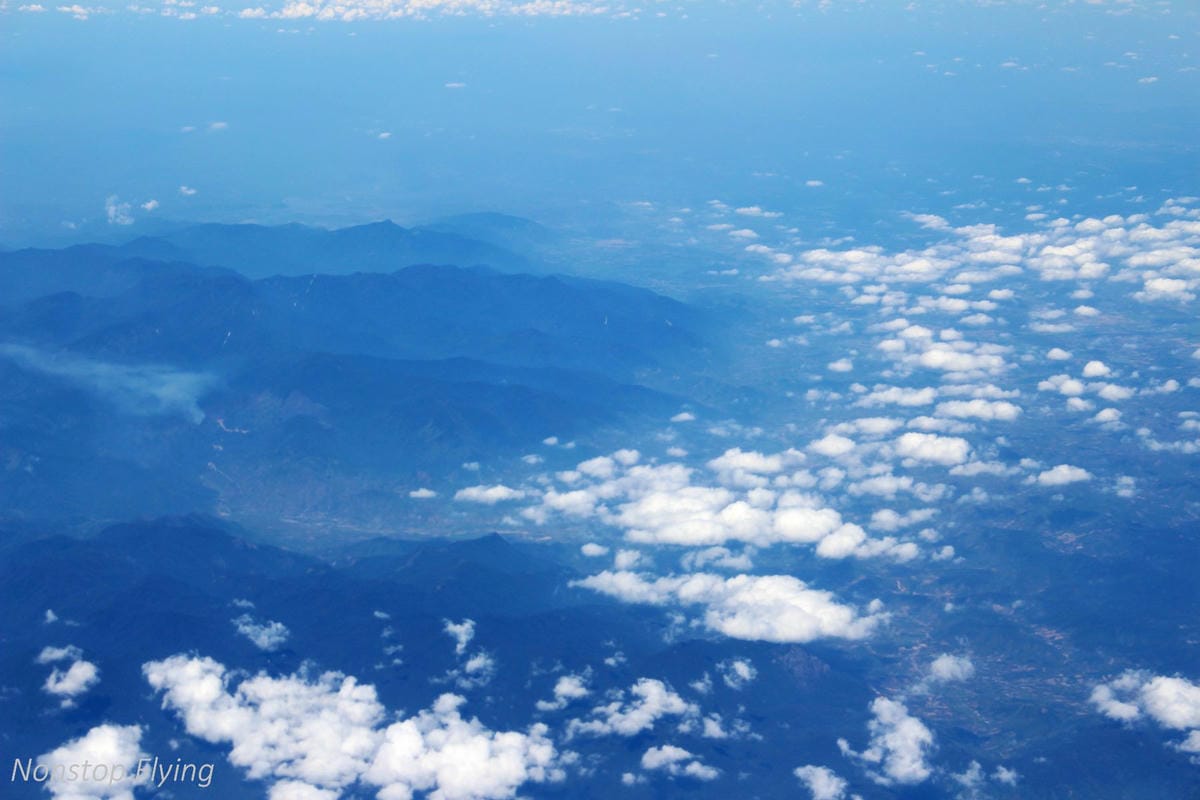 2018.03.08 國泰航空 CX759 香港-新加坡 A350-900飛行記錄 -國泰最新穎機型/完整經濟艙介紹 - 第43張圖 2018.03.08 國泰航空 CX759 香港-新加坡 A350-900飛行記錄 -國泰最新穎機型/完整經濟艙介紹
