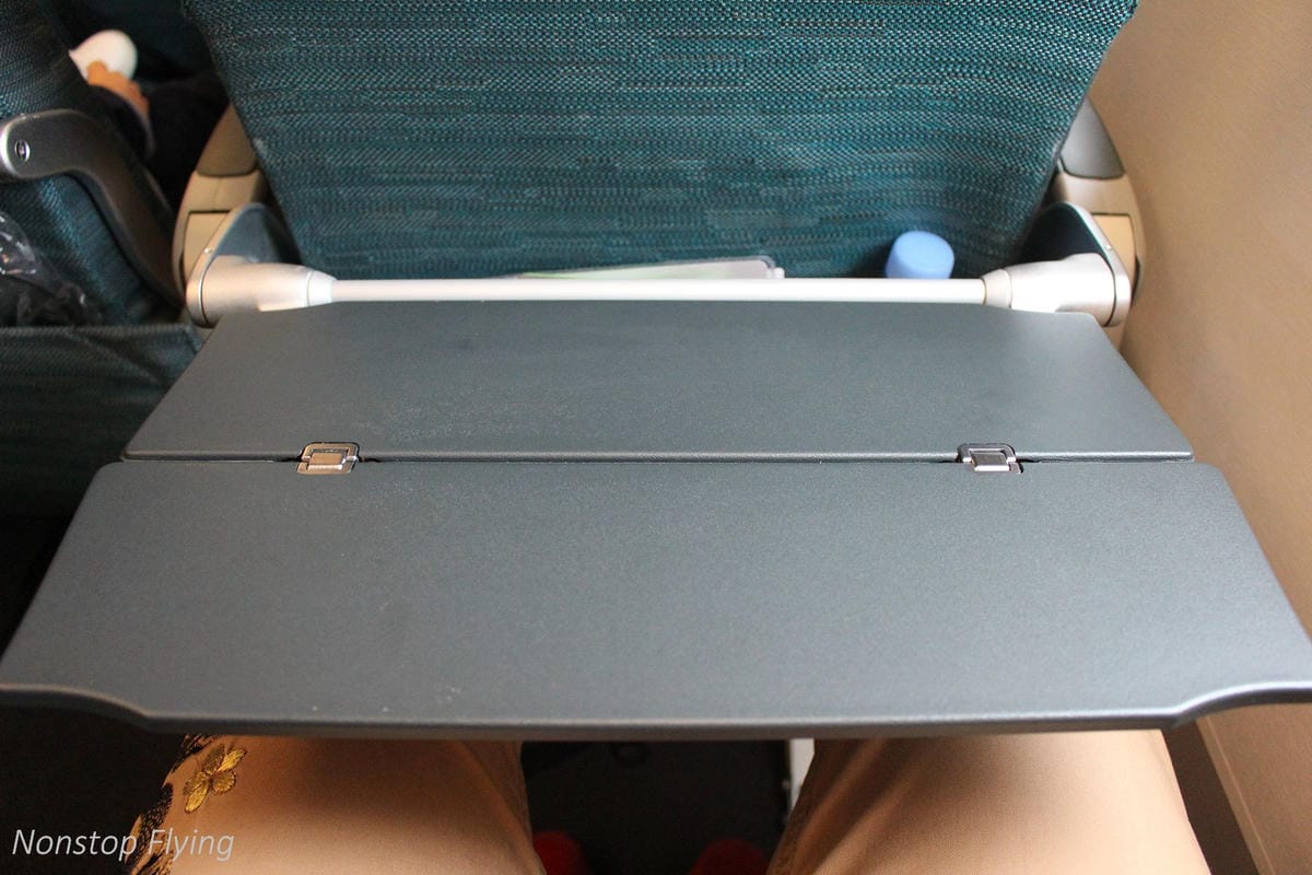 2018.03.08 國泰航空 CX759 香港-新加坡 A350-900飛行記錄 -國泰最新穎機型/完整經濟艙介紹 - 第14張圖 2018.03.08 國泰航空 CX759 香港-新加坡 A350-900飛行記錄 -國泰最新穎機型/完整經濟艙介紹