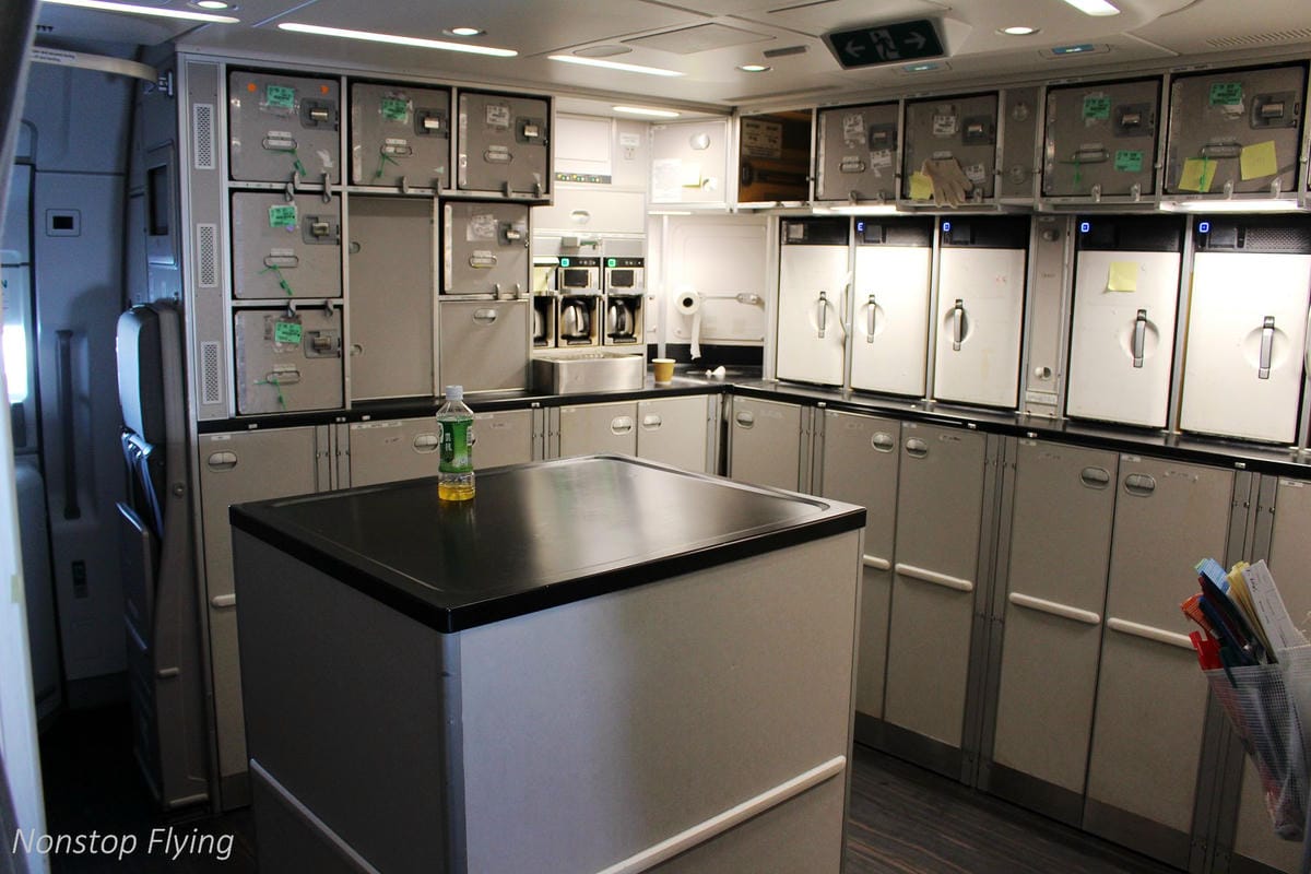 2018.03.08 國泰航空 CX759 香港-新加坡 A350-900飛行記錄 -國泰最新穎機型/完整經濟艙介紹 - 第51張圖 2018.03.08 國泰航空 CX759 香港-新加坡 A350-900飛行記錄 -國泰最新穎機型/完整經濟艙介紹