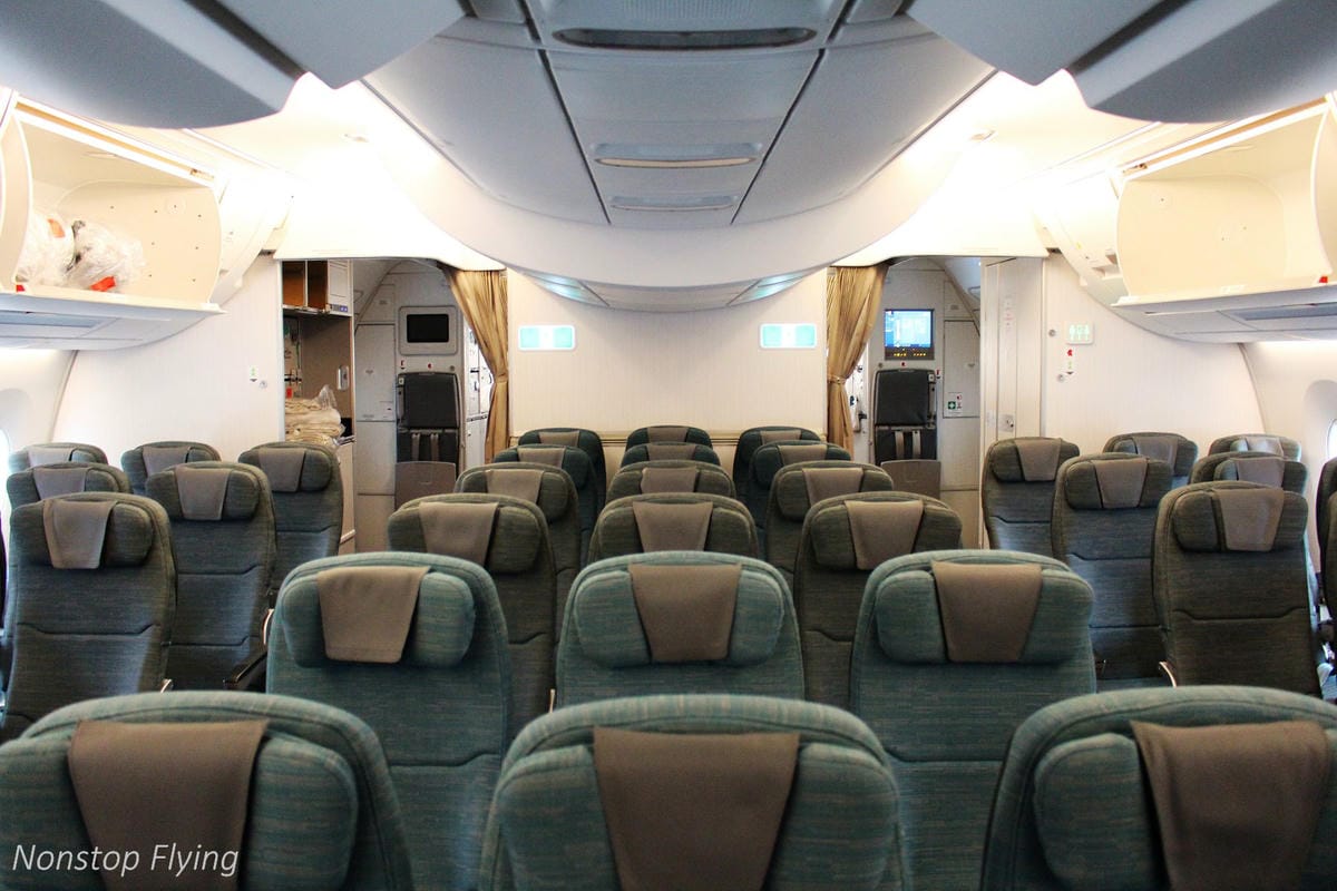 2018.03.08 國泰航空 CX759 香港-新加坡 A350-900飛行記錄 -國泰最新穎機型/完整經濟艙介紹 - 第6張圖 2018.03.08 國泰航空 CX759 香港-新加坡 A350-900飛行記錄 -國泰最新穎機型/完整經濟艙介紹