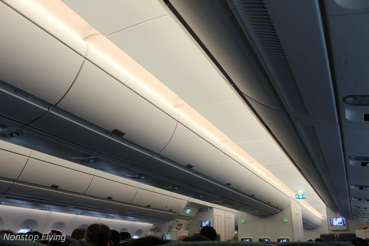 2018.03.08 國泰航空 CX759 香港-新加坡 A350-900飛行記錄 -國泰最新穎機型/完整經濟艙介紹 - 第30張圖 2018.03.08 國泰航空 CX759 香港-新加坡 A350-900飛行記錄 -國泰最新穎機型/完整經濟艙介紹