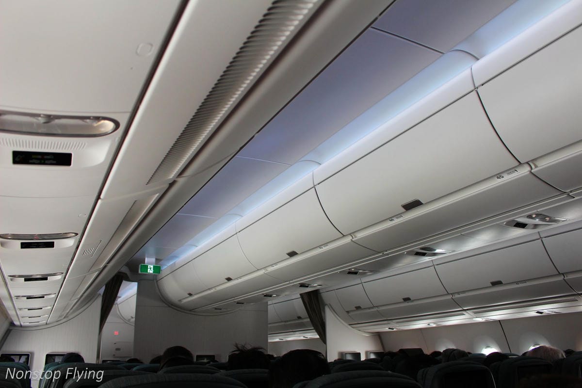 2018.03.12 國泰航空 CX690 新加坡-香港 A350-900飛行記錄 - 第24張圖 2018.03.12 國泰航空 CX690 新加坡-香港 A350-900飛行記錄