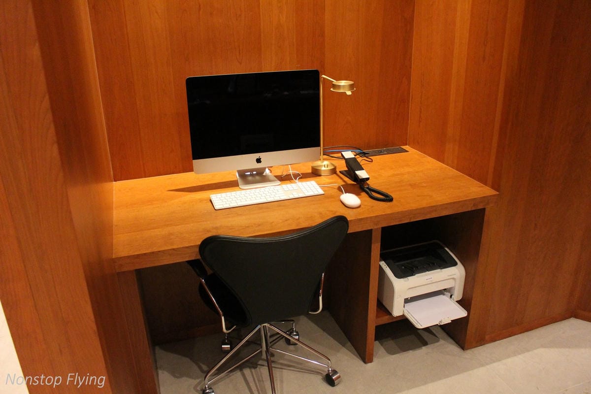 【新加坡】樟宜機場國泰航空貴賓室 -第四航廈全新落成,提供現點南洋/港式料理、酒類茶咖啡各式飲品、舒適座位 - 第34張圖 【新加坡】樟宜機場國泰航空貴賓室 -第四航廈全新落成,提供現點南洋/港式料理、酒類茶咖啡各式飲品、舒適座位