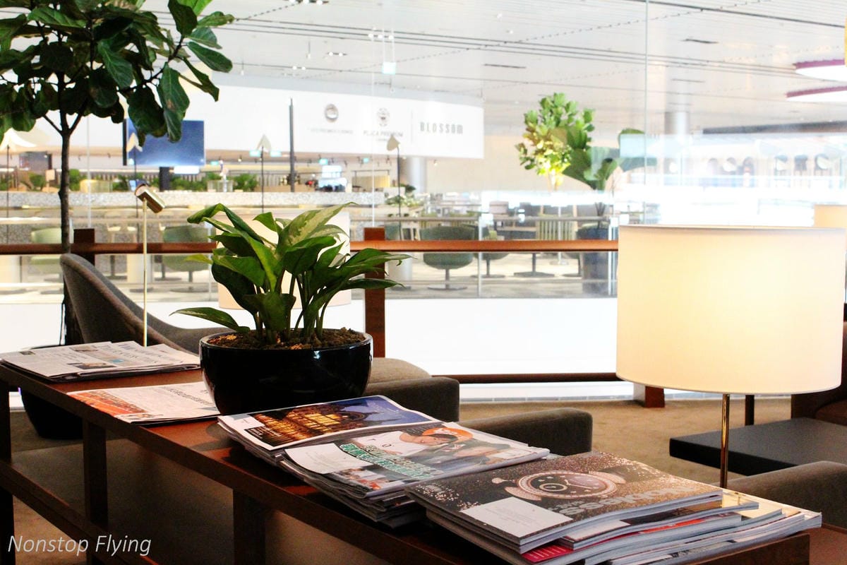 【新加坡】樟宜機場國泰航空貴賓室 -第四航廈全新落成,提供現點南洋/港式料理、酒類茶咖啡各式飲品、舒適座位 - 第12張圖 【新加坡】樟宜機場國泰航空貴賓室 -第四航廈全新落成,提供現點南洋/港式料理、酒類茶咖啡各式飲品、舒適座位