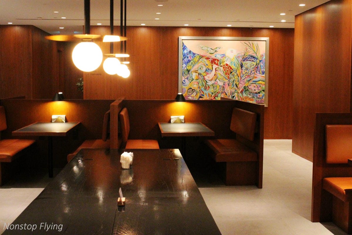 【新加坡】樟宜機場國泰航空貴賓室 -第四航廈全新落成,提供現點南洋/港式料理、酒類茶咖啡各式飲品、舒適座位 - 第15張圖 【新加坡】樟宜機場國泰航空貴賓室 -第四航廈全新落成,提供現點南洋/港式料理、酒類茶咖啡各式飲品、舒適座位