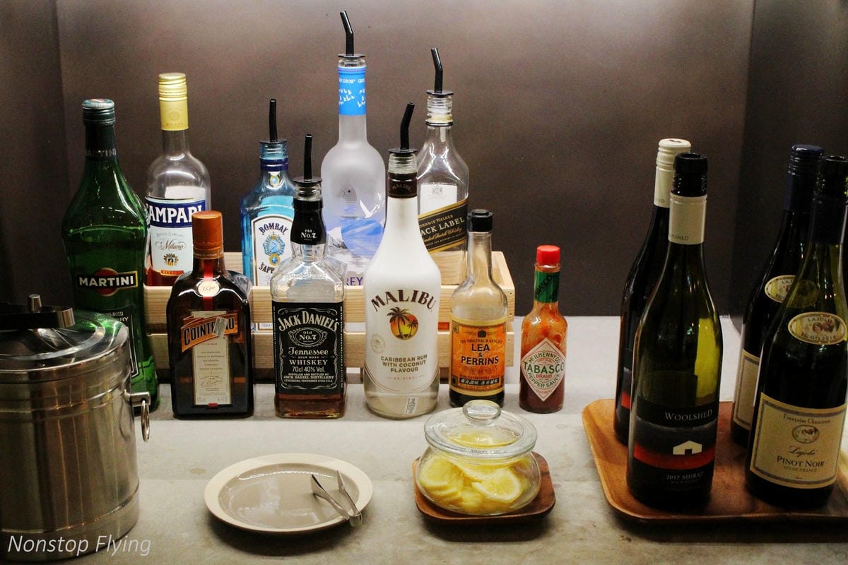 【新加坡】樟宜機場國泰航空貴賓室 -第四航廈全新落成,提供現點南洋/港式料理、酒類茶咖啡各式飲品、舒適座位 - 第28張圖 【新加坡】樟宜機場國泰航空貴賓室 -第四航廈全新落成,提供現點南洋/港式料理、酒類茶咖啡各式飲品、舒適座位