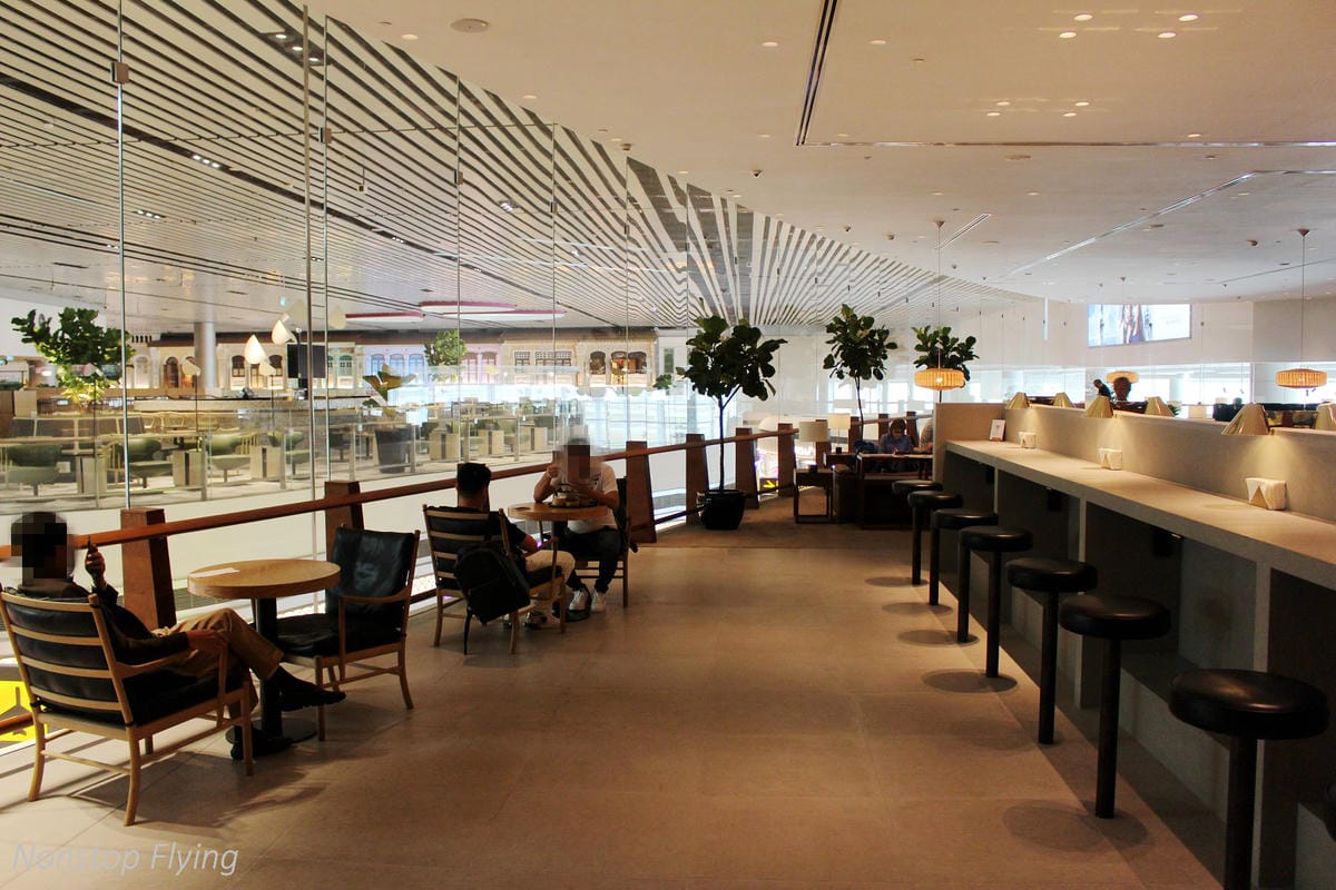 【新加坡】樟宜機場國泰航空貴賓室 -第四航廈全新落成,提供現點南洋/港式料理、酒類茶咖啡各式飲品、舒適座位 - 第36張圖 【新加坡】樟宜機場國泰航空貴賓室 -第四航廈全新落成,提供現點南洋/港式料理、酒類茶咖啡各式飲品、舒適座位