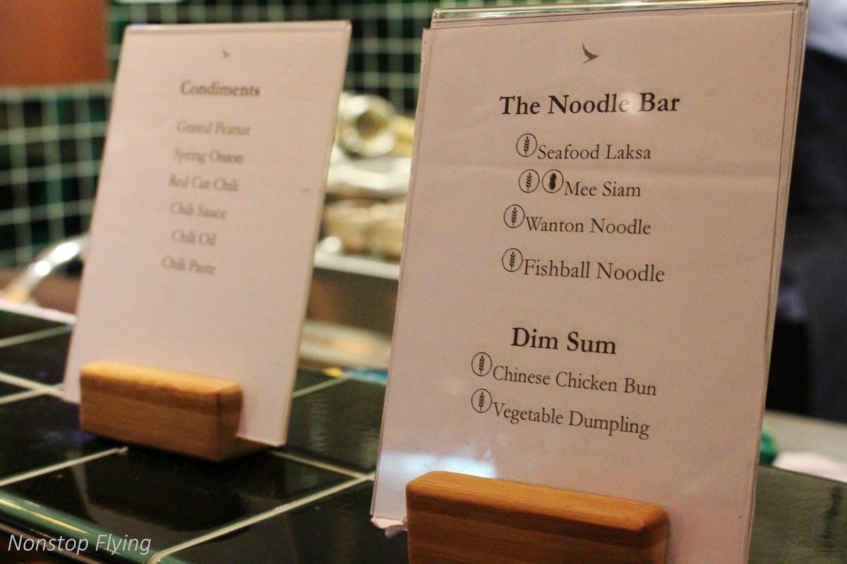 【新加坡】樟宜機場國泰航空貴賓室 -第四航廈全新落成,提供現點南洋/港式料理、酒類茶咖啡各式飲品、舒適座位 - 第18張圖 【新加坡】樟宜機場國泰航空貴賓室 -第四航廈全新落成,提供現點南洋/港式料理、酒類茶咖啡各式飲品、舒適座位