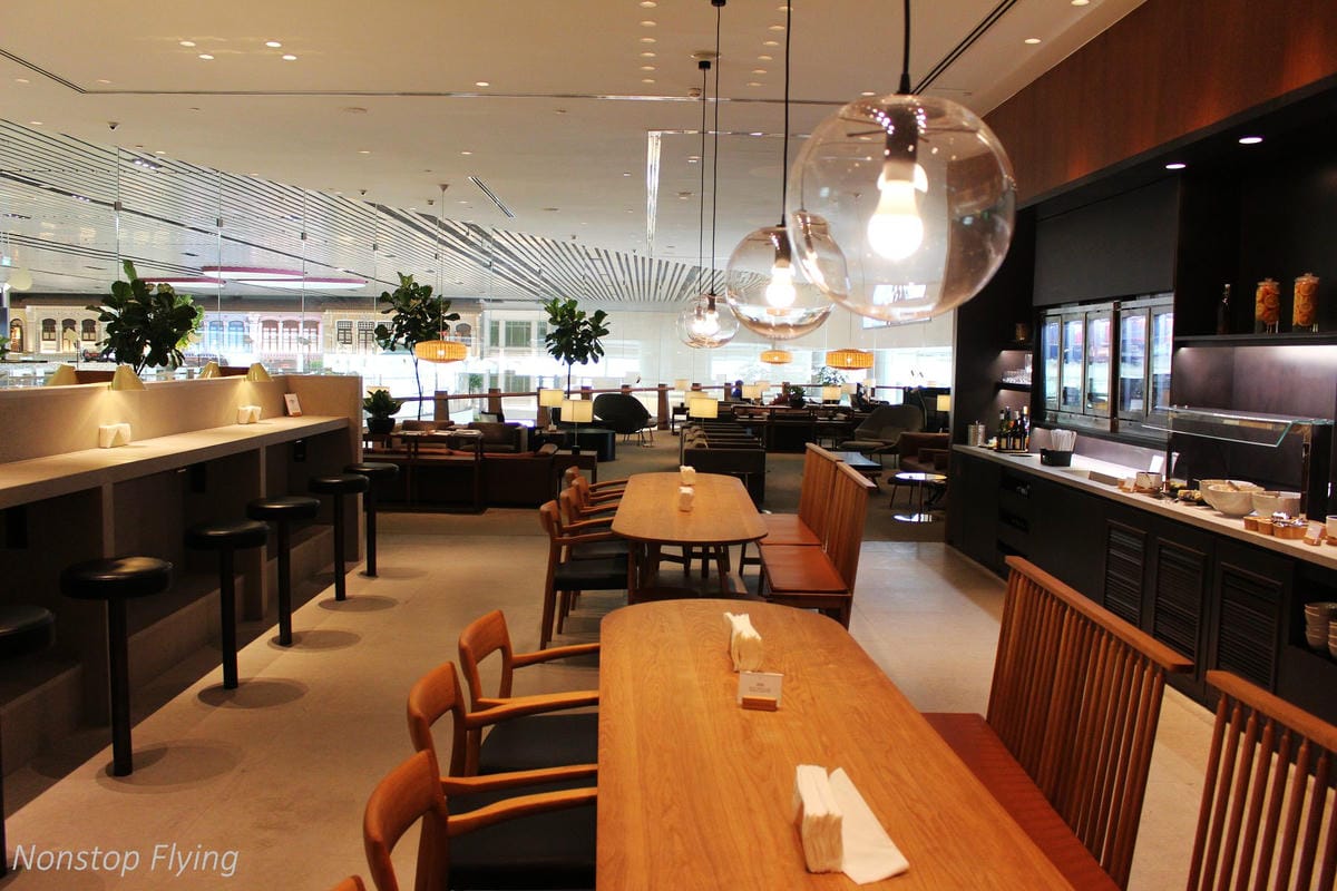 【新加坡】樟宜機場國泰航空貴賓室 -第四航廈全新落成,提供現點南洋/港式料理、酒類茶咖啡各式飲品、舒適座位 - 第6張圖 【新加坡】樟宜機場國泰航空貴賓室 -第四航廈全新落成,提供現點南洋/港式料理、酒類茶咖啡各式飲品、舒適座位