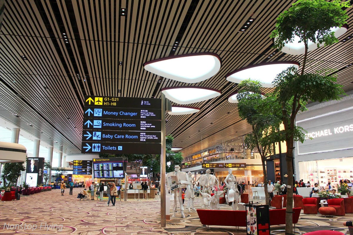 【新加坡】樟宜機場第四航廈出入境、設施服務詳細介紹 -2017.10全新啟用高科技智慧航廈!