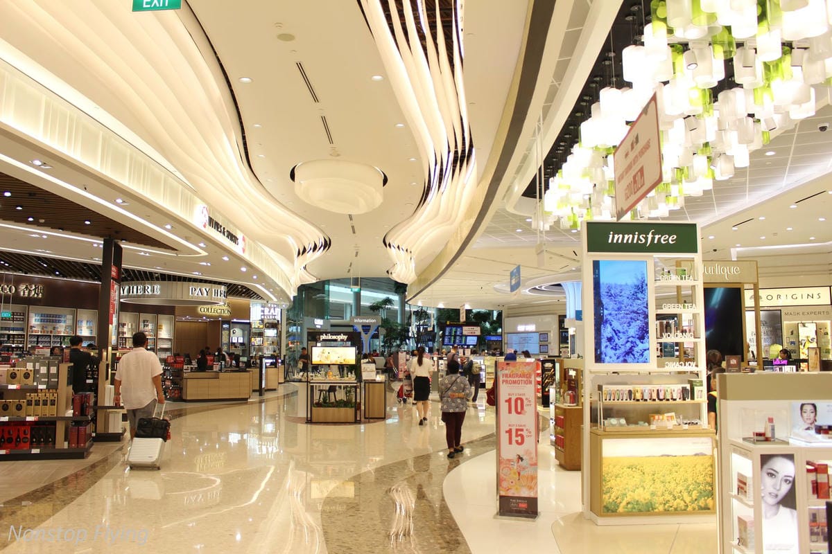 【新加坡】樟宜機場第四航廈出入境、設施服務詳細介紹 -2017.10全新啟用高科技智慧航廈!