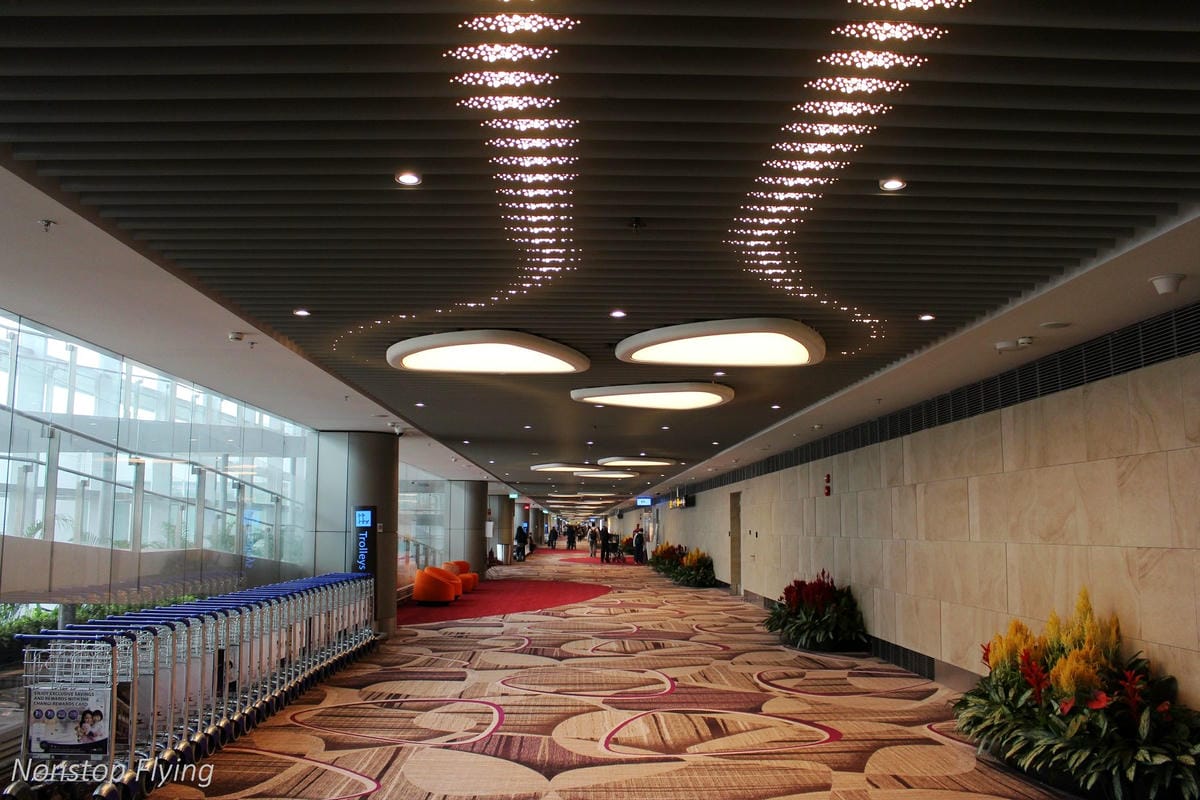 【新加坡】樟宜機場第四航廈出入境、設施服務詳細介紹 -2017.10全新啟用高科技智慧航廈!