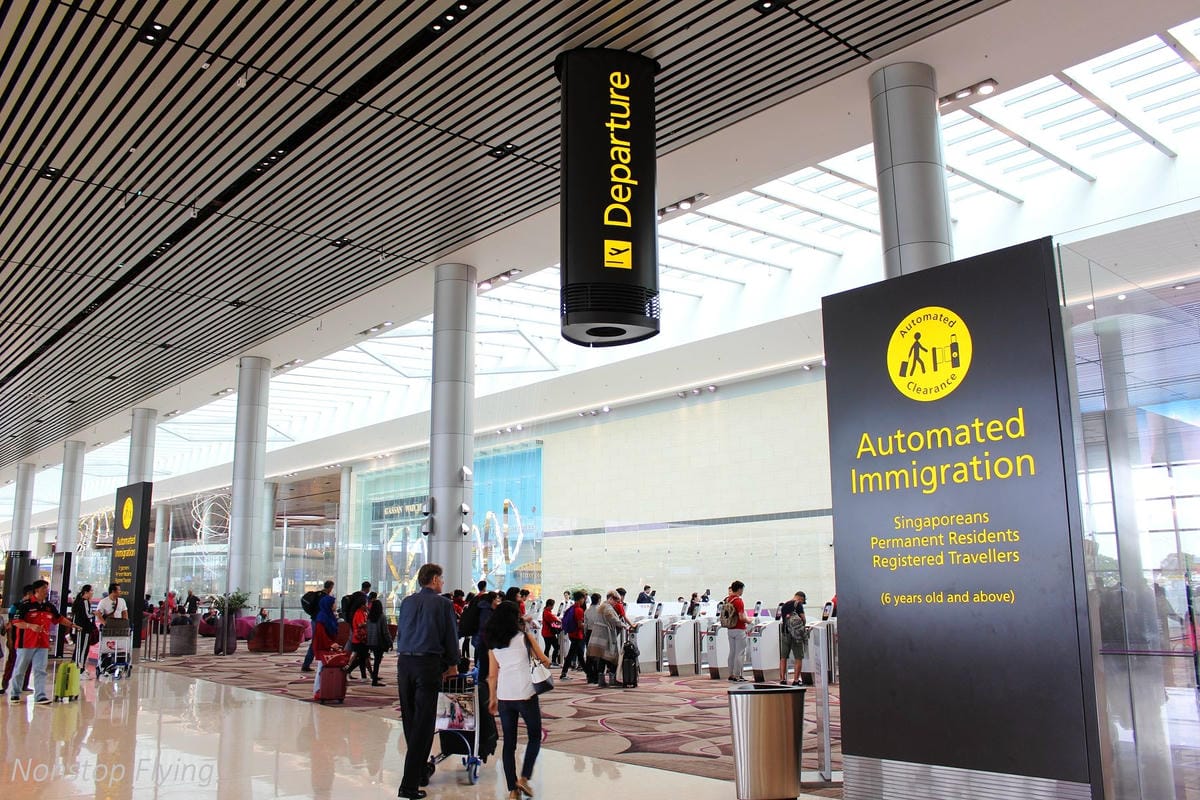 【新加坡】樟宜機場第四航廈出入境、設施服務詳細介紹 -2017.10全新啟用高科技智慧航廈!