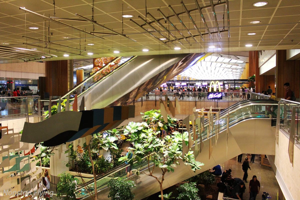【新加坡】樟宜機場第一～第三航廈巡禮 -體驗全球最佳機場的軟硬體設施服務(管制區外)