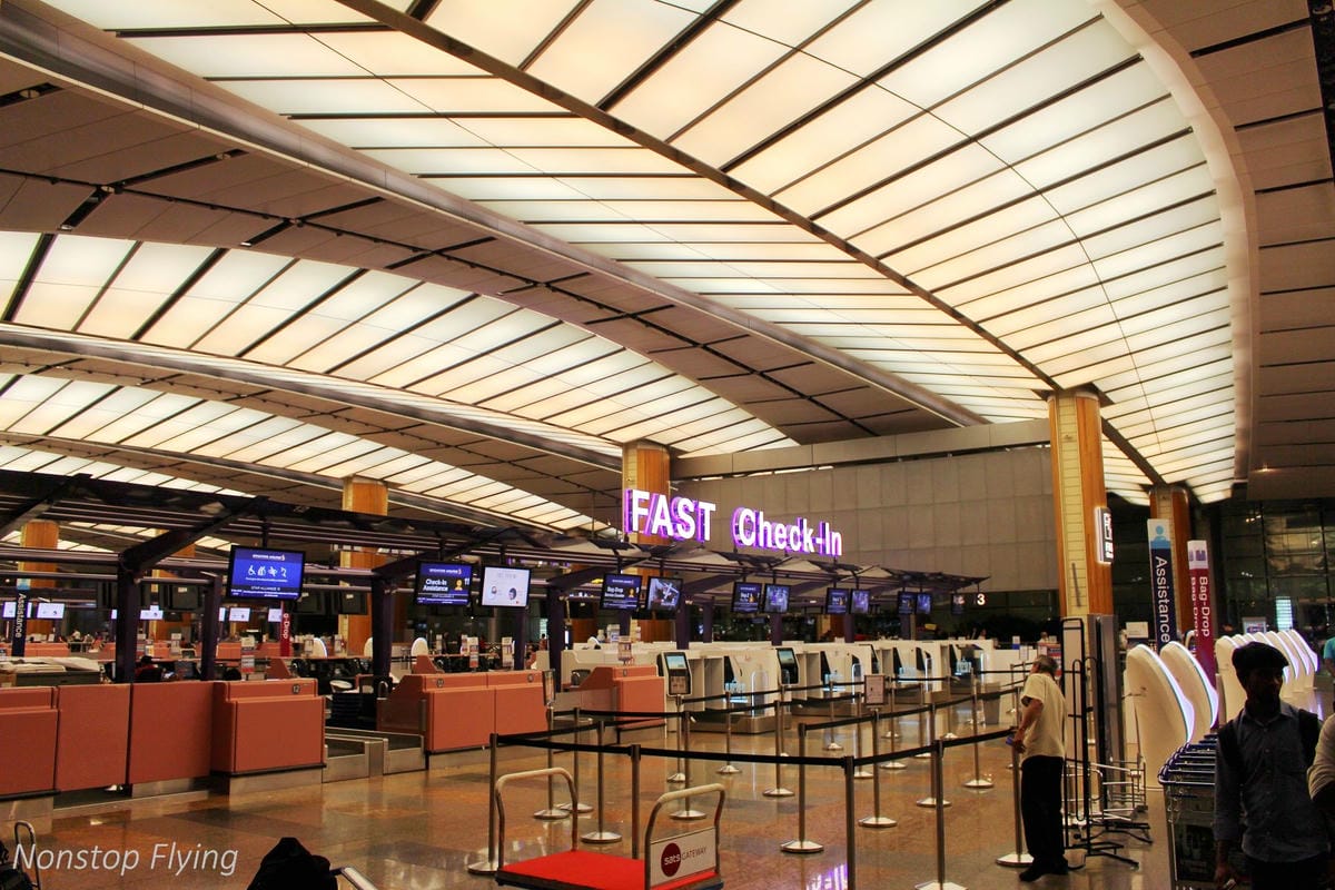 【新加坡】樟宜機場第一～第三航廈巡禮 -體驗全球最佳機場的軟硬體設施服務(管制區外)