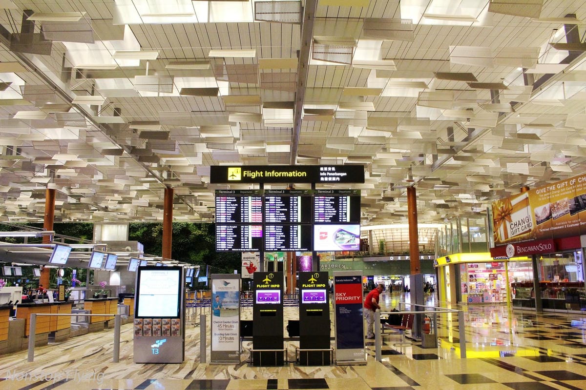【新加坡】樟宜機場第一～第三航廈巡禮 -體驗全球最佳機場的軟硬體設施服務(管制區外)