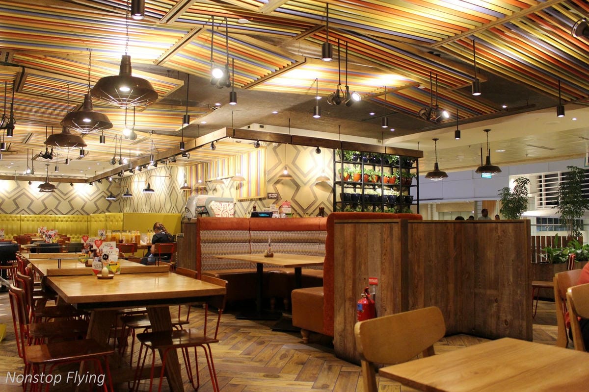 【新加坡】樟宜機場第一～第三航廈巡禮 -體驗全球最佳機場的軟硬體設施服務(管制區外)