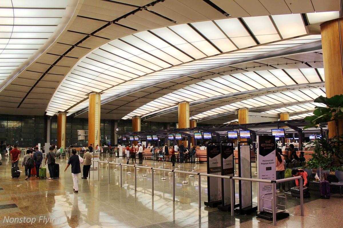 【新加坡】樟宜機場第一～第三航廈巡禮 -體驗全球最佳機場的軟硬體設施服務(管制區外)