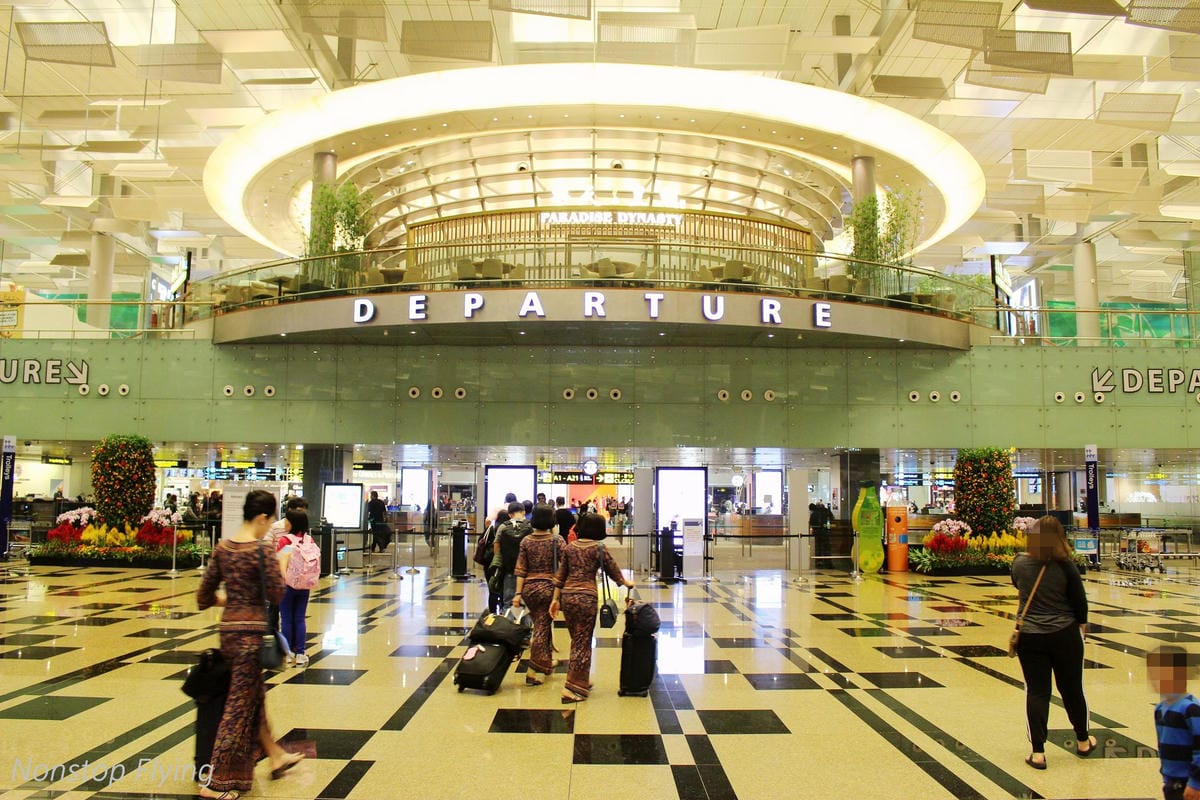 【新加坡】樟宜機場第一～第三航廈巡禮 -體驗全球最佳機場的軟硬體設施服務(管制區外)