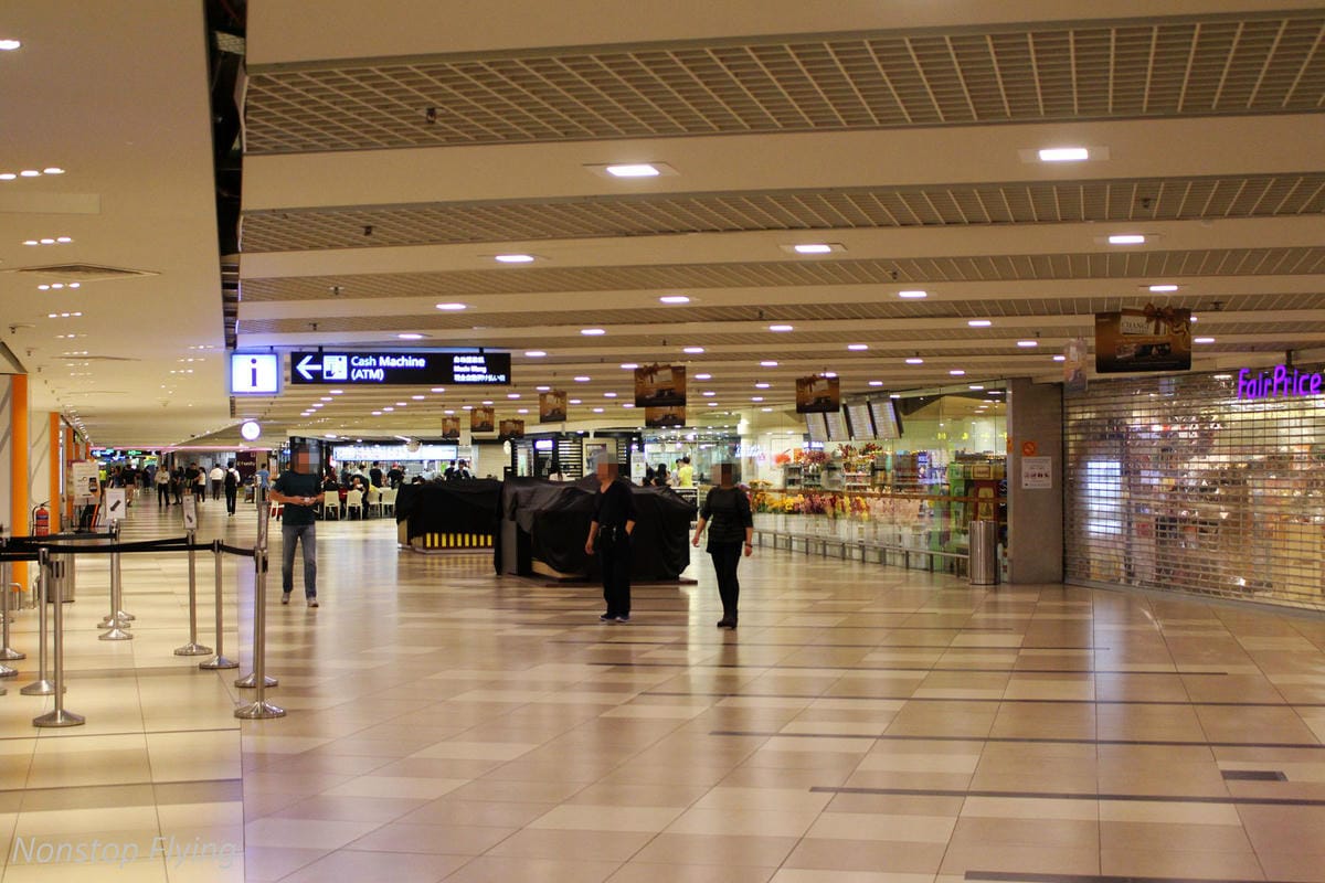 【新加坡】樟宜機場第一～第三航廈巡禮 -體驗全球最佳機場的軟硬體設施服務(管制區外)