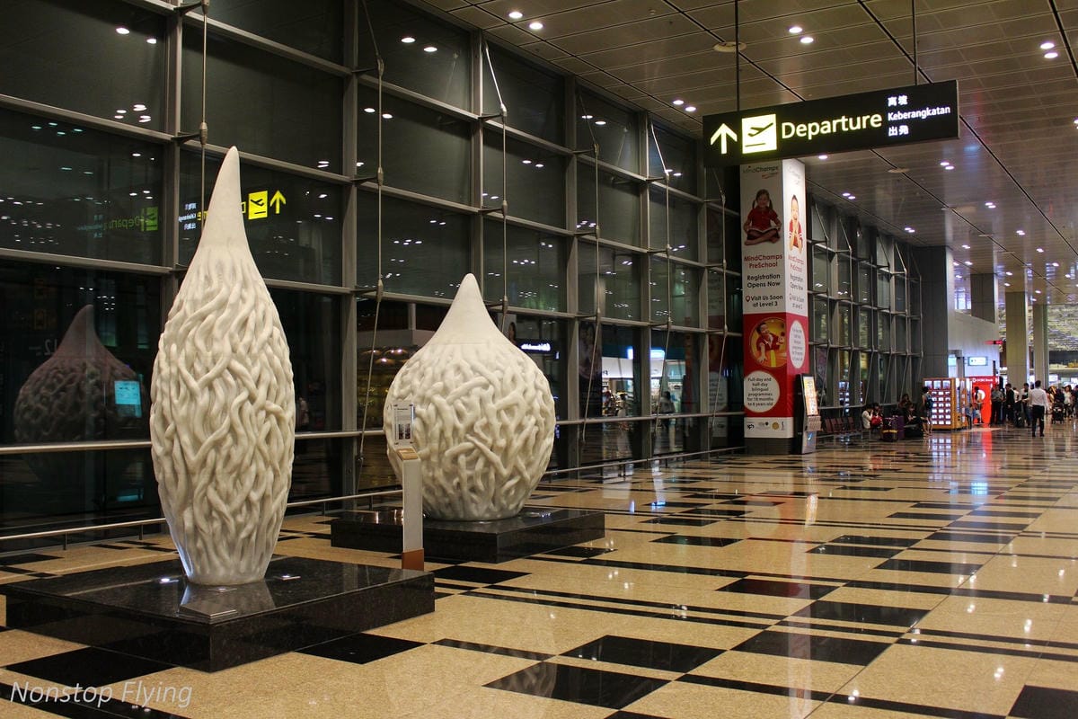 【新加坡】樟宜機場第一～第三航廈巡禮 -體驗全球最佳機場的軟硬體設施服務(管制區外)