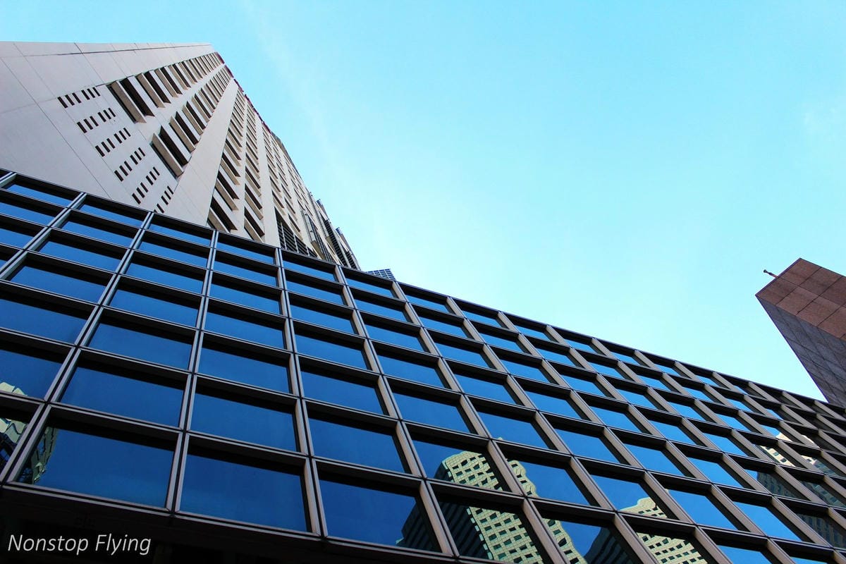 【新加坡住宿】Conrad Centennial Singapore 新加坡康萊德酒店 -2018全新翻修客房+環境設施、泳池介紹 - 第2張圖 【新加坡住宿】Conrad Centennial Singapore 新加坡康萊德酒店 -2018全新翻修客房+環境設施、泳池介紹