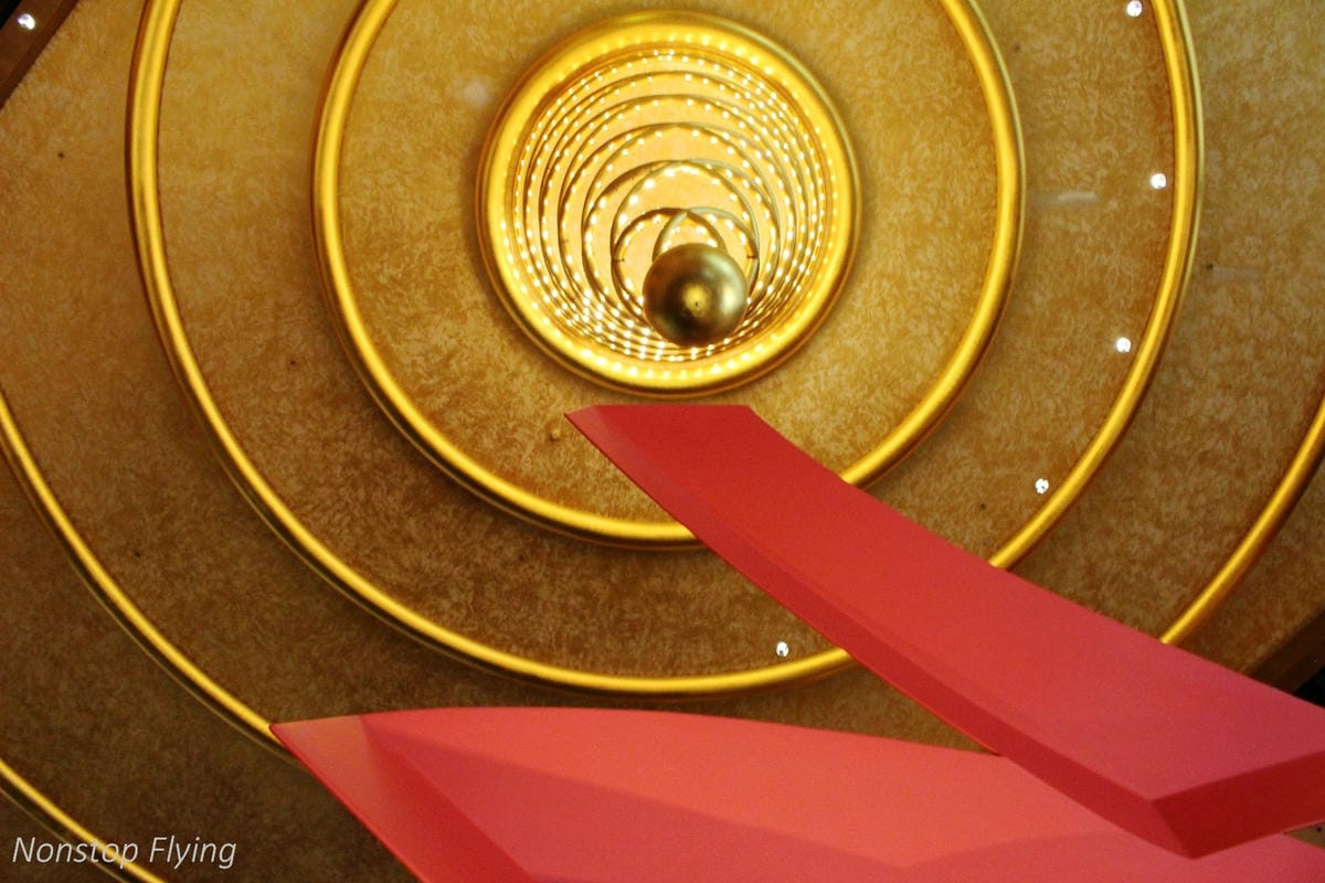 【新加坡住宿】Conrad Centennial Singapore 新加坡康萊德酒店 -2018全新翻修客房+環境設施、泳池介紹 - 第5張圖 【新加坡住宿】Conrad Centennial Singapore 新加坡康萊德酒店 -2018全新翻修客房+環境設施、泳池介紹