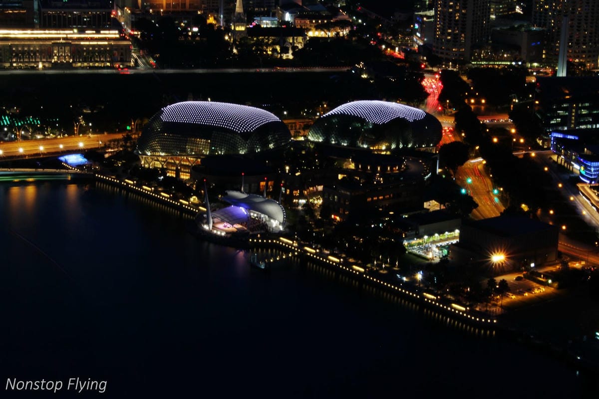 【新加坡食旅】濱海灣金沙酒店觀景台、超級樹燈光秀、照亮濱海灣燈光藝術節、328加東叻沙、五星海南雞飯