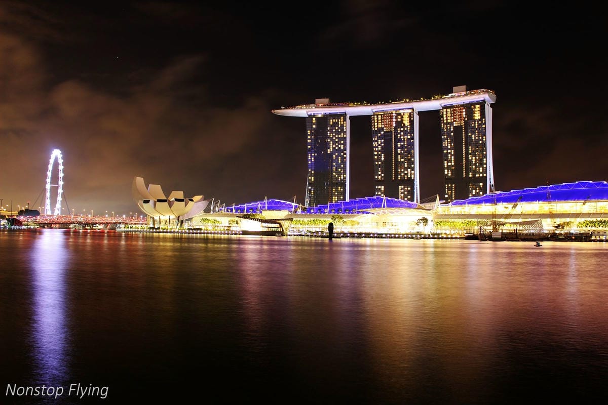 【新加坡食旅】濱海灣金沙酒店觀景台、超級樹燈光秀、照亮濱海灣燈光藝術節、328加東叻沙、五星海南雞飯