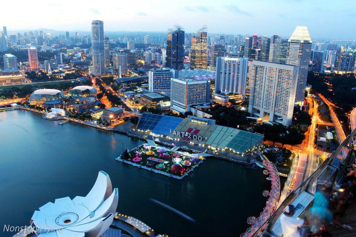 【新加坡食旅】濱海灣金沙酒店觀景台、超級樹燈光秀、照亮濱海灣燈光藝術節、328加東叻沙、五星海南雞飯
